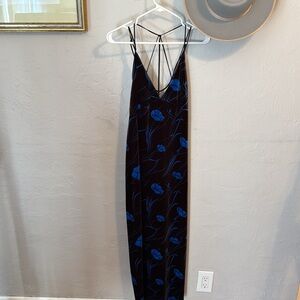 Urban Outfitters Ecote Elegant Blue Floral Velvet Dress size large.